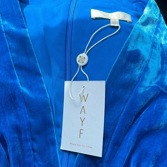 Margie‎ Blue Velvet V-Neck Midi Dress,NWT, size small - Picture 2 of 2